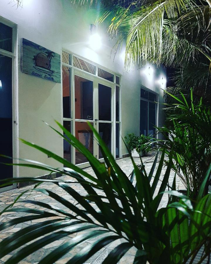 Hotel Sunset Beach Cartagena Exteriör bild